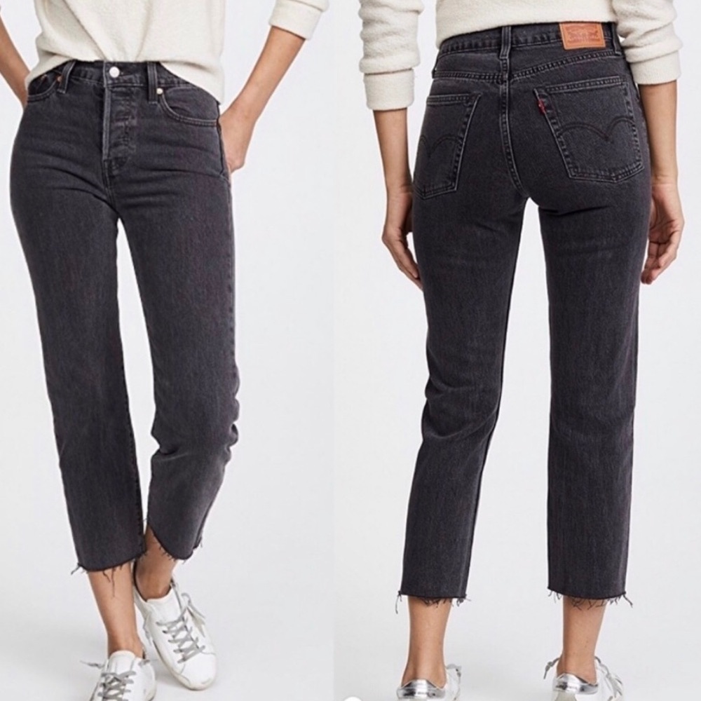 Levi’s wedgie straight fit NWOT - Picture 2 of 3